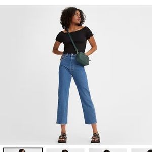 Levi’s rib cage straight 27